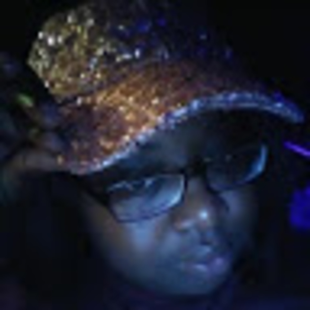 Meet your Posher, Lashunda